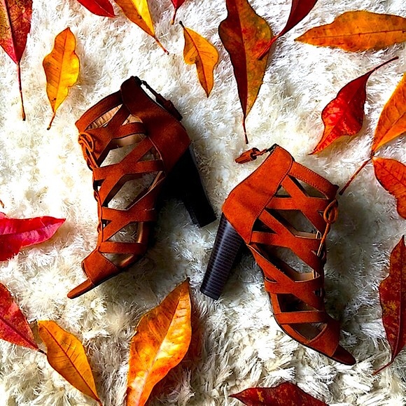 PARKER & SKY 🧡 HEELS - Picture 10 of 10